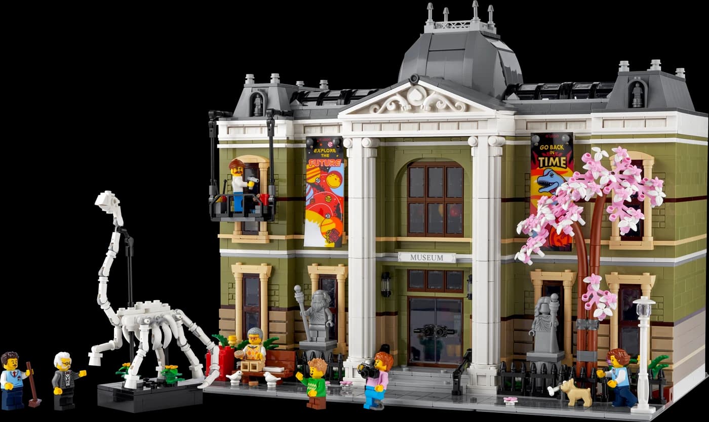 LEGO Natural History Museum (10326)